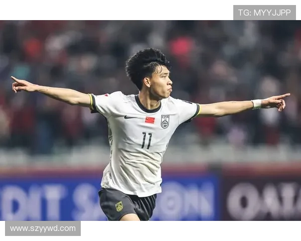 足球比赛中的场上沟通与信息传递