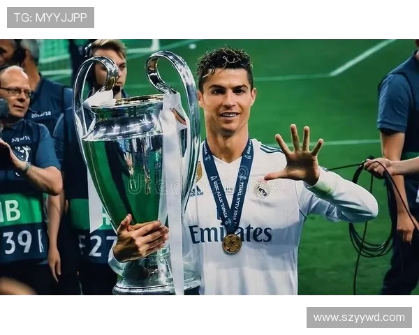 C罗世界杯征程与传奇时刻全景回顾荣耀与遗憾交织的绿茵史诗篇章